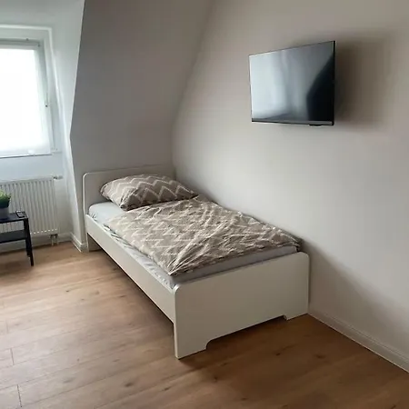 Moeblierte Neuss-duesseldorf